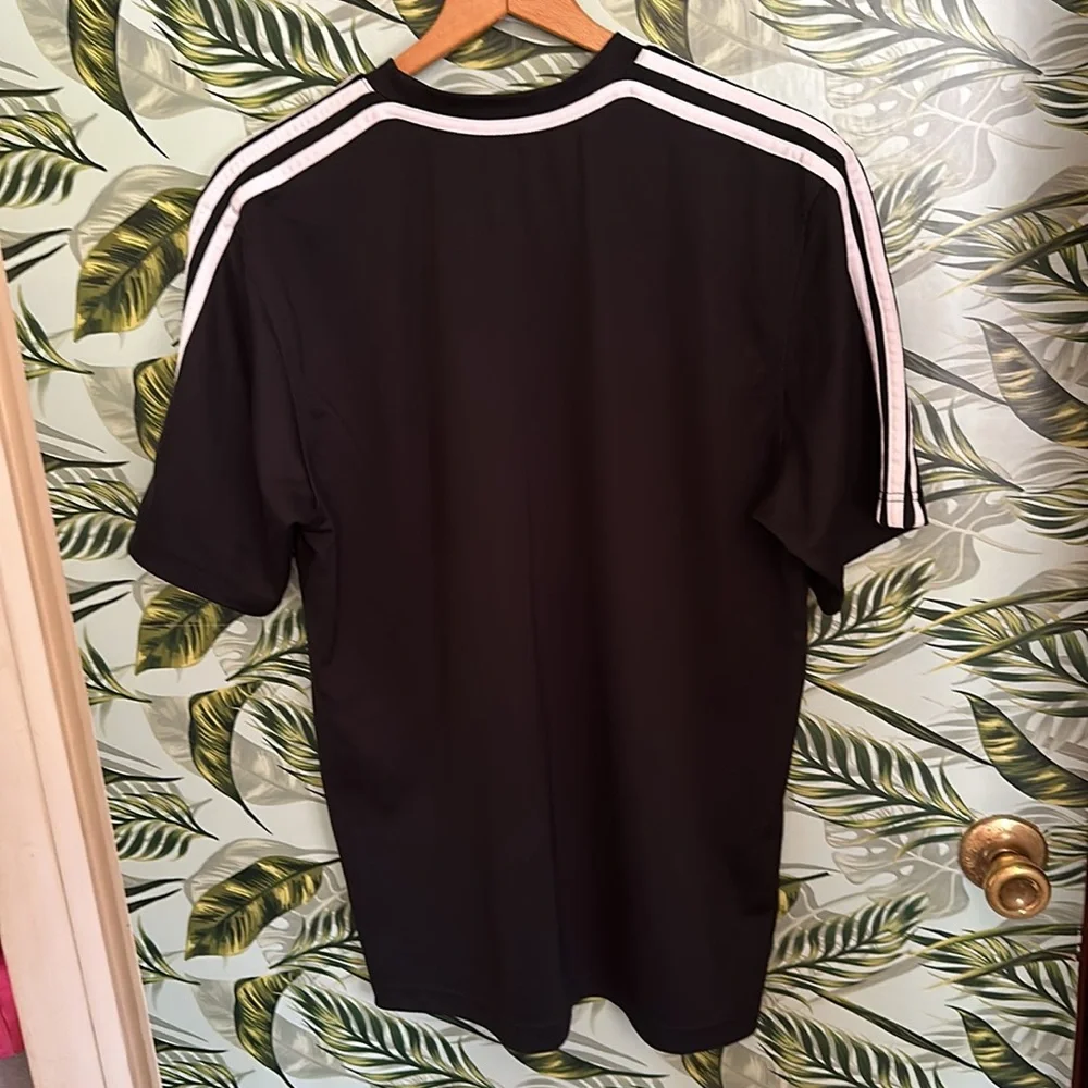 adidas excellent chest